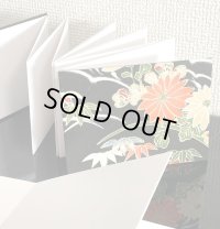 二分の一　正絹着物地の御朱印帳　1
