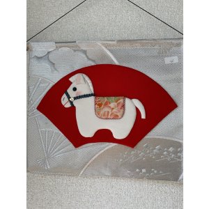 画像4: 10)午年タペストリー