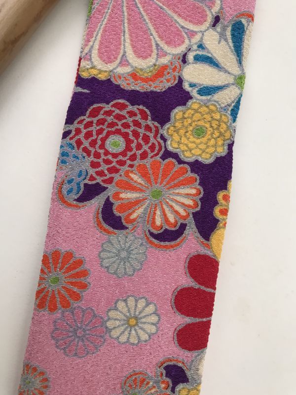 画像: 八苯がま口笛袋 縮緬赤菊尽くし　